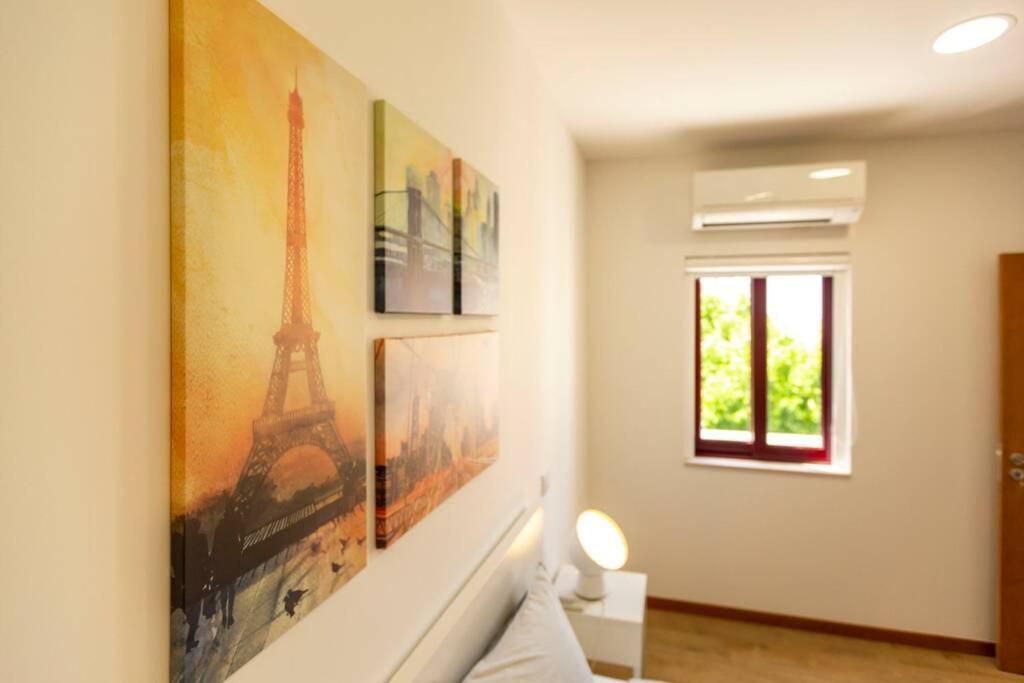 Eiffel Porto Apartment Bagian luar foto