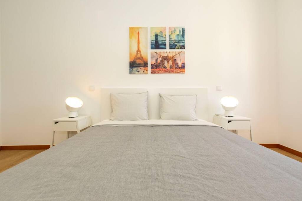 Eiffel Porto Apartment Bagian luar foto
